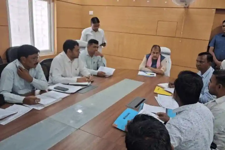 पलामू में जल संकट गहराया, 3 हजार से अधिक चापाकल बेकार