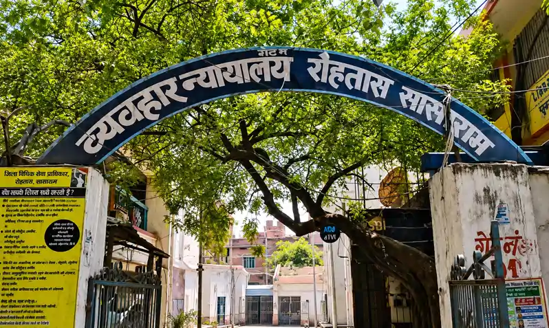 पत्नी की हत्या और दुष्कर्म के मामला, अदालत का सख्त फैसला, पति को आजीवन कारावास पत्नी की हत्या और दुष्कर्म के मामला, अदालत का सख्त फैसला, पति को आजीवन कारावास