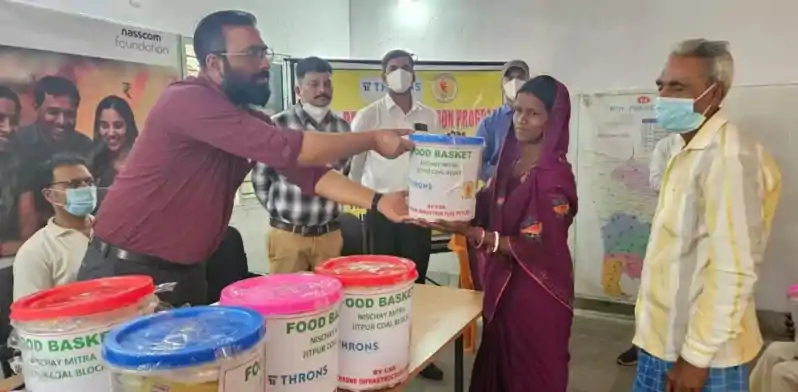 गोड्डा : टीबी उन्मूलन की दिशा में अडानी की पहल, 86 इलाजरत मरीजों को मिला पोषण समर्थन गोड्डा : टीबी उन्मूलन की दिशा में अडानी की पहल, 86 इलाजरत मरीजों को मिला पोषण समर्थन
