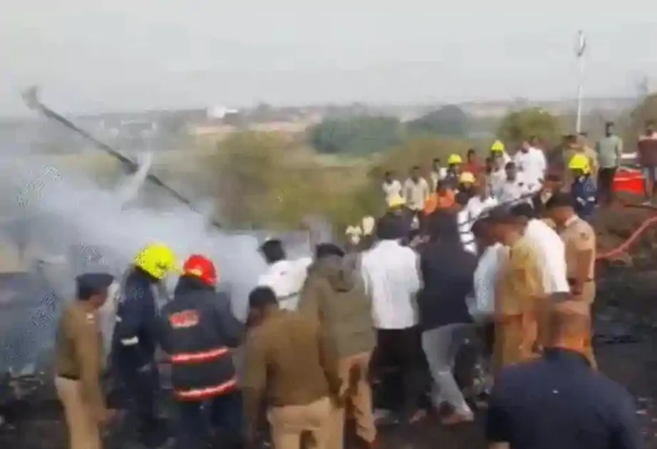 अजित पवार के निधन से सियासत में शोक की लहर, बिहार के दिग्गज नेताओं ने दी श्रद्धांजलि, लालू यादव बोले- उच्च स्तरीय जांच होनी चाहिए