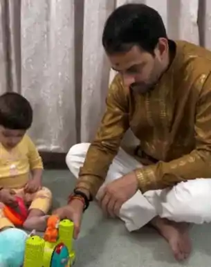 तेजप्रताप का इमोशनल वीडियो वायरल, भतीजे संग दिखी खास बॉन्डिंग, खिलौनों से खेलते दिखे