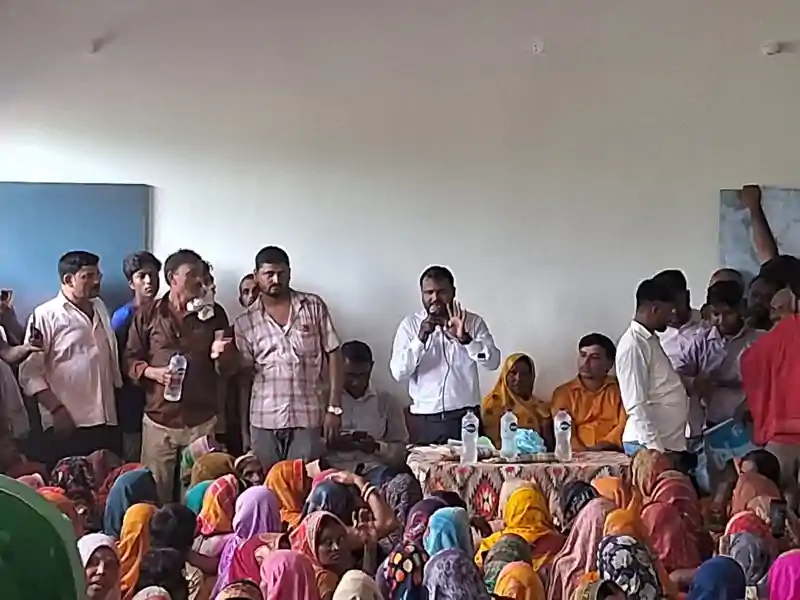फुलहारा पंचायत में आवास प्लस 2.0 पर मंथन, 2007 लाभुकों के नाम सार्वजनिक फुलहारा पंचायत में आवास प्लस 2.0 पर मंथन, 2007 लाभुकों के नाम सार्वजनिक