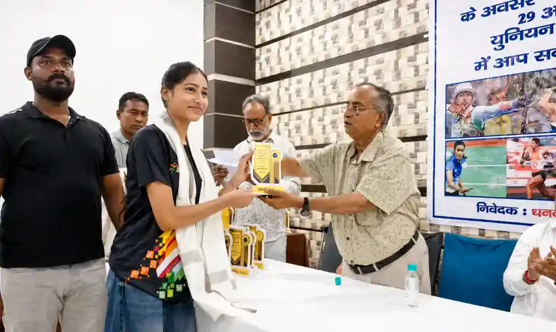 खेल दिवस पर खिलाड़ियों का सम्मान, उत्कृष्ट प्रदर्शन करने वाले खिलाड़ी हुए सम्मानित खेल दिवस पर खिलाड़ियों का सम्मान, उत्कृष्ट प्रदर्शन करने वाले खिलाड़ी हुए सम्मानित