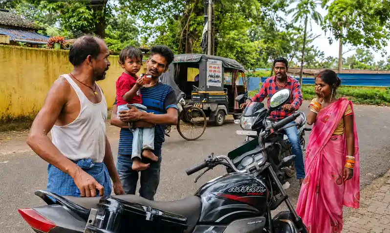 अस्पताल के पास भटकता मिला तीन साल का बच्चा, युवकों की तत्परता से परिजनों से हुआ मिलन अस्पताल के पास भटकता मिला तीन साल का बच्चा, युवकों की तत्परता से परिजनों से हुआ मिलन