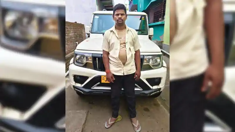 हजारीबाग में दबंगई की हद! मुखिया पुत्र पर ह*त्या की कोशिश का आरोप हजारीबाग में दबंगई की हद! मुखिया पुत्र पर ह*त्या की कोशिश का आरोप