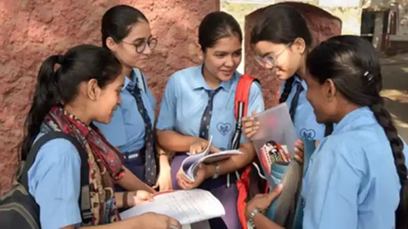 बिहार बोर्ड मैट्रिक परीक्षा 2026 का रिजल्ट जारी, 81.79% छात्र पास, टॉप-10 में 139 स्टूडेंट्स Result