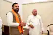  दिल्ली से पटना लौटे सीएम सम्राट चौधरी, एयरपोर्ट से सीधे पहुंचे नीतीश कुमार से मिलने, बिहार में सियासी हलचल तेज -
