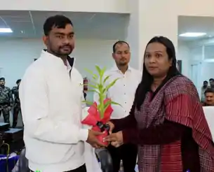 DMFT बैठक में शामिल हुये डुमरी विधायक जयराम महतो, विकास कार्यों में तेजी लाने पर दिया जोर