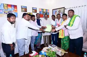 मुख्यमंत्री हेमन्त सोरेन से लुगू बुरु घांटा बाड़ी धोरोम गाढ़ के प्रतिनिधिमंडल ने की मुलाकात