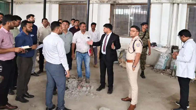 उपायुक्त ने किया सदर अस्पताल का निरीक्षण, दिए कई कड़े निर्देश उपायुक्त ने किया सदर अस्पताल का निरीक्षण, दिए कई कड़े निर्देश