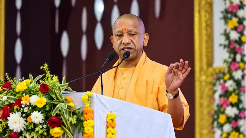 UP में सरकारी नौकरियों के लिए योगी सरकार ने लागू की नई भर्ती नीति, चरित्र सत्यापन से पहले मिलेगी प्रोविजनल जॉइनिंग UP में सरकारी नौकरियों के लिए योगी सरकार ने लागू की नई भर्ती नीति, चरित्र सत्यापन से पहले मिलेगी प्रोविजनल जॉइनिंग