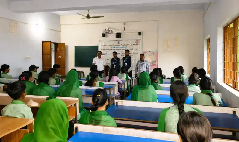 स्कूली बच्चों को बताए गए उनके अधिकार, दिव्यांग प्रमाण पत्र की भी दी गई जानकारी स्कूली बच्चों को बताए गए उनके अधिकार, दिव्यांग प्रमाण पत्र की भी दी गई जानकारी