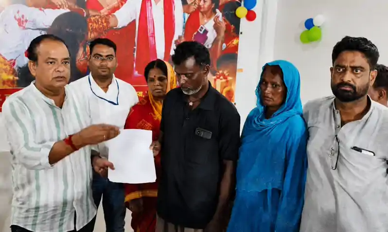 स्वाइन फ्लू को लेकर अलर्ट पर स्वास्थ्य विभाग, स्वास्थ्य मंत्री ने दिए कड़े निर्देश स्वाइन फ्लू को लेकर अलर्ट पर स्वास्थ्य विभाग, स्वास्थ्य मंत्री ने दिए कड़े निर्देश