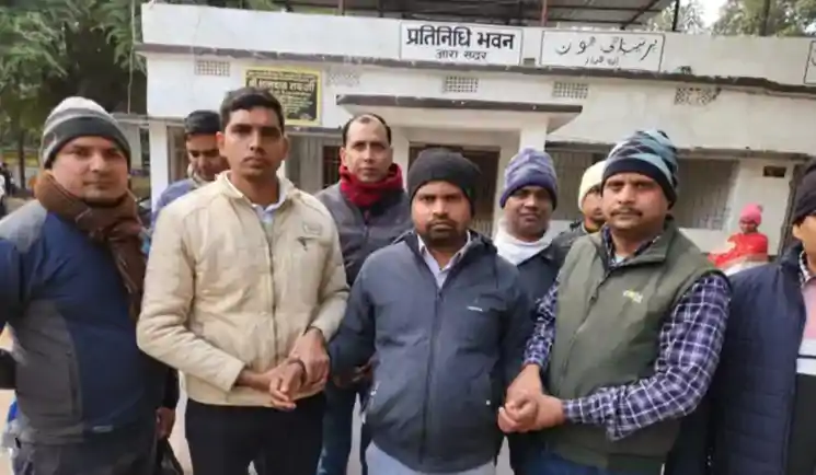 जन्म प्रमाण पत्र के बदले रिश्वत, भोजपुर में पंचायत सचिव 10 हजार लेते रंगेहाथ गिरफ्तार