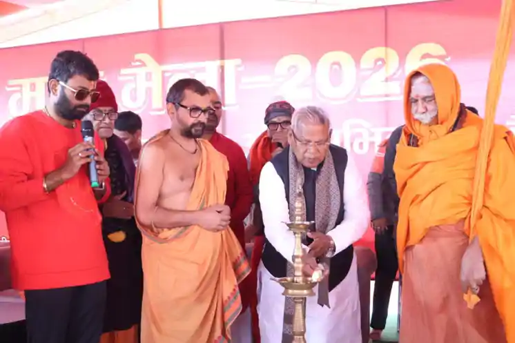 प्रयागराज माघ मेला में युवा चेतना के सेवा कार्यों की जीतन राम मांझी ने की सराहना, संतों से लिया आशीर्वाद