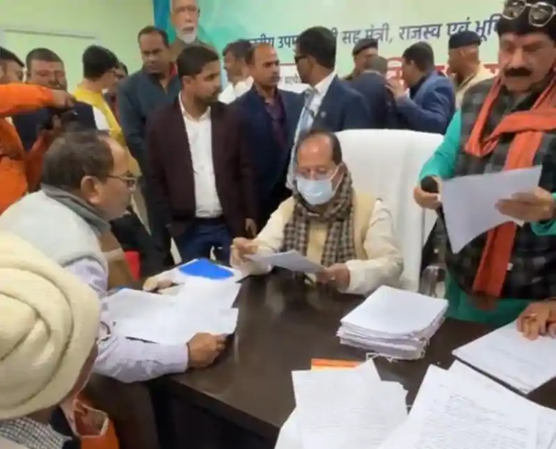 विजय सिन्हा की सख्त चेतावनी, बोले- कफन बांध कर चलते हैं और वो किसी भी सूरत में लापरवाही बर्दाश्त नहीं करेंगे Vijay Sinha