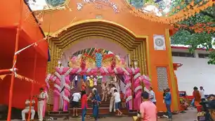 भोले के भक्तों का रेला... सावन के पहले दिन रांची के मंदिरों में उमड़ा जनसैलाब