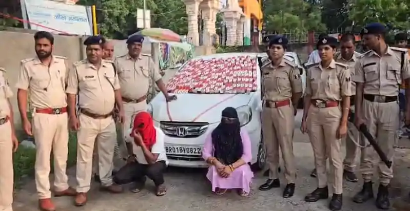 महिला कर रही थी शराब का धंधा, लग्जरी कार से भारी शराब बरामद