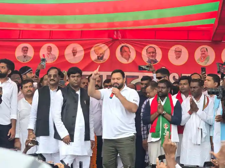 गौराबौराम से वीआईपी के प्रत्याशी संतोष सहनी महागठबंधन के प्रत्याशी घोषित, तेजस्वी ने दिया जीत का आशीर्वाद  