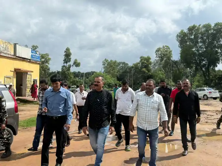 रांची में रावण दहन की तैयारियाँ ज़ोरों पर, डॉ. इरफान अंसारी करेंगे समारोह का उद्घाटन