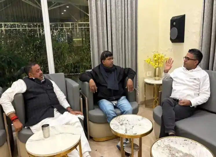 'हम साथ थे, हैं और रहेंगे' रामेश्वर महतो ने लिखा-जय NDA, क्या उपेंद्र कुशवाहा को परेशानी कर सकती हैं ये तस्वीरें