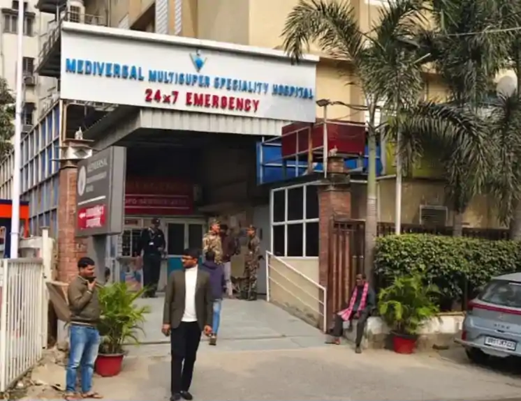 तेजप्रताप यादव की अचानक बिगड़ी तबीयत, पेट दर्द के बाद मेडिवर्सल अस्पताल पहुंचे; 2 घंटे चली जांच, अल्ट्रासाउंड भी हुआ