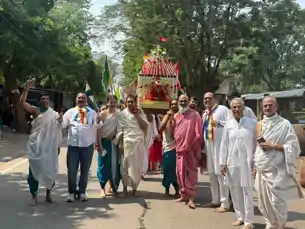 अहिंसा और सहअस्तित्व का संदेश लेकर निकली महावीर जयंती की भव्य शोभायात्रा