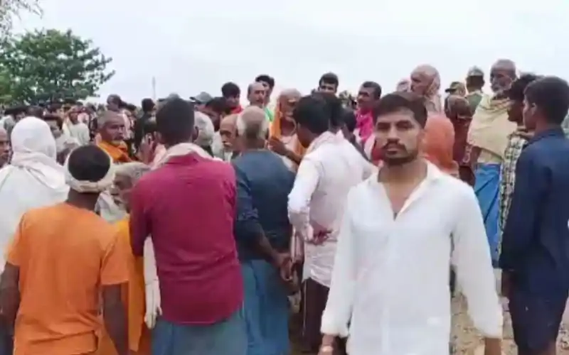 दुलारचंद की शव यात्रा में गोलीबारी, उग्र भीड़ ने की पत्थरबाजी, हुआ बवाल Mokama
